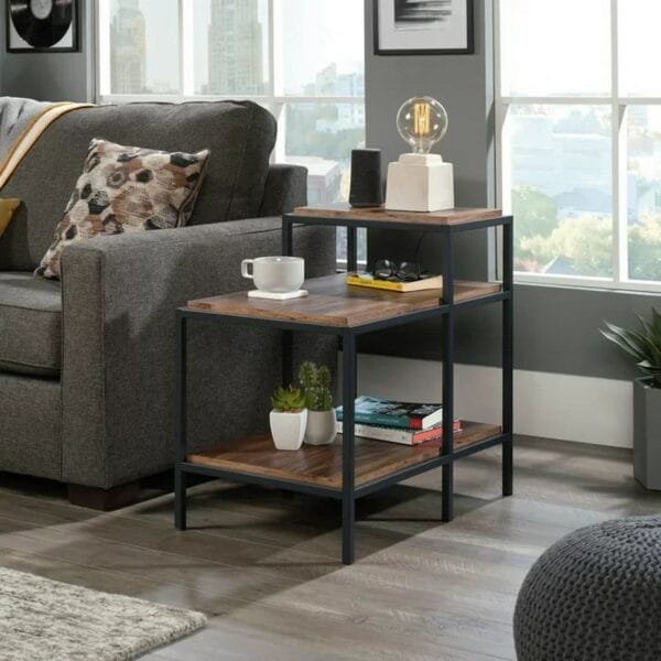 End Table 70X70X47