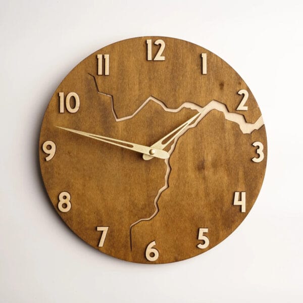 Great Wall clock unique with numbers