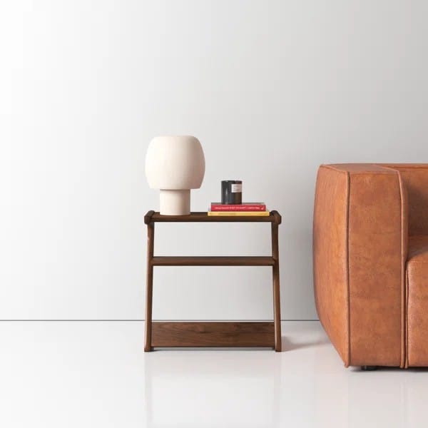 طاولة جانبية من الخشب الصلب سيلويت