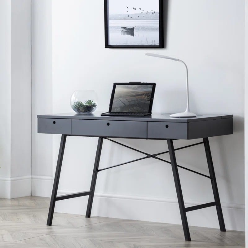 Leonhard Computer Desk