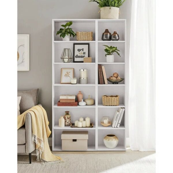 Pelak Bookcase