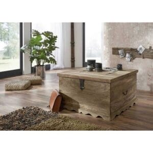 Leeds Blanket Chest